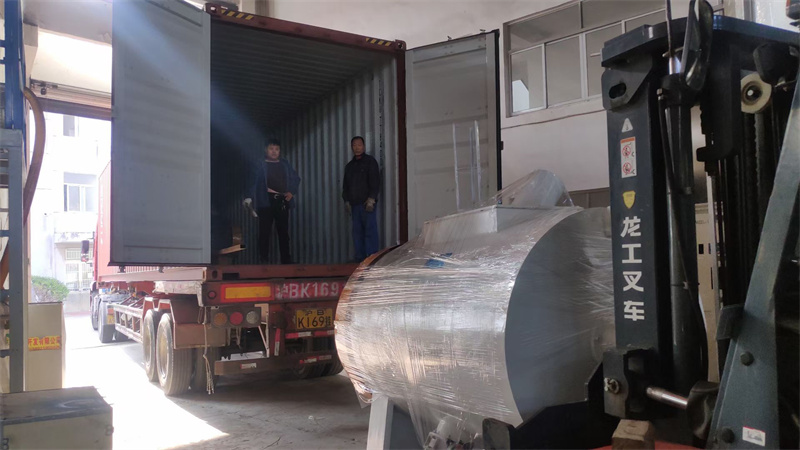 Truck Loading16
