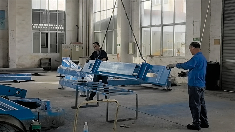 Manufacturing09