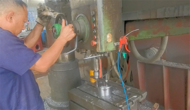 Manufacturing06